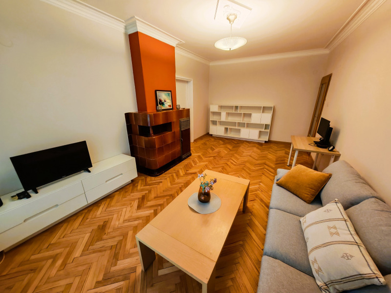 Дава под наем 2-СТАЕН, гр. София, Оборище