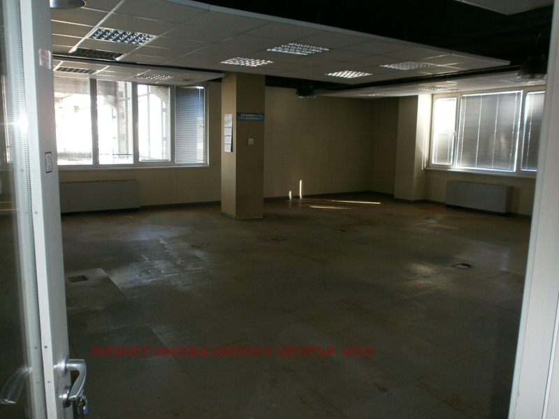 Дава под наем ОФИС, гр. София, 7-ми 11-ти километър, снимка 10 - Офиси - 50618348