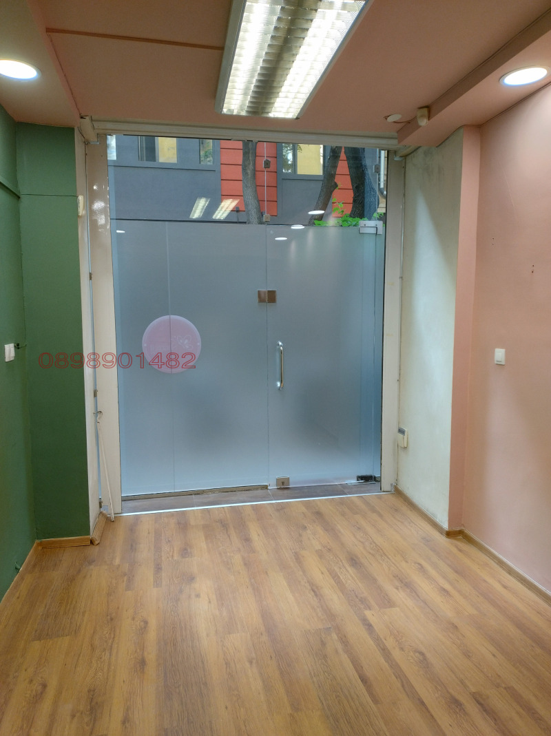 A louer  Boutique Sofia , Tsentar , 20 m² | 34660268 - image [2]