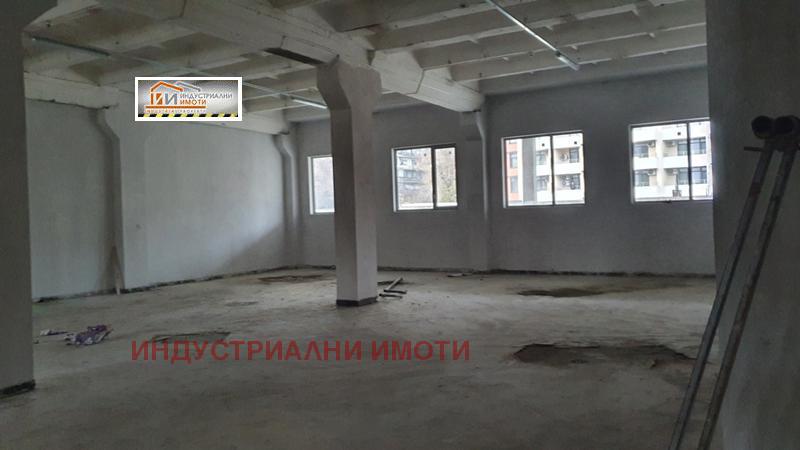 A louer  Stockage Plovdiv , Indoustrialna zona - Sever , 1700 m² | 50215208 - image [2]