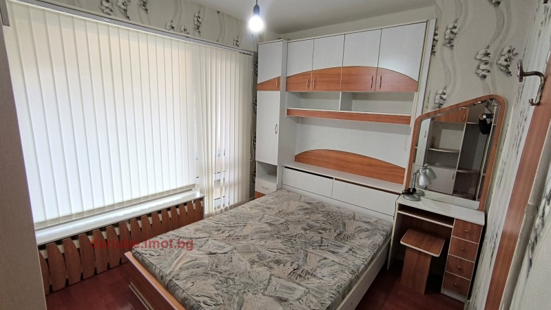 Дава под наем 4-СТАЕН, гр. Русе, Родина 1, снимка 5 - Апартаменти - 53172277