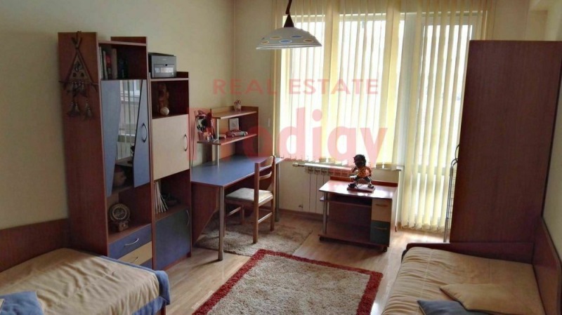 K pronájmu  2 ložnice Sofia , Manastirski livadi , 100 m2 | 22703372 - obraz [8]