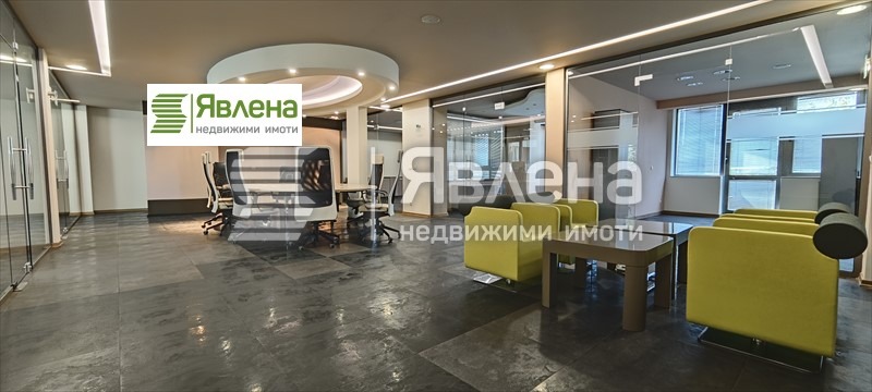 Da affittare  Ufficio Sofia , Tsentar , 290 mq | 46301980 - Immagine [2]