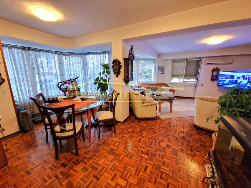 Дава под Наем МНОГОСТАЕН в град София, Студентски град - 180 кв.м / 1 050 € » 2 053.62 лв., ПРЕМИУМ ИМОТИ ЕООД