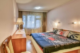 2 slaapkamers Lozenets, Sofia 9