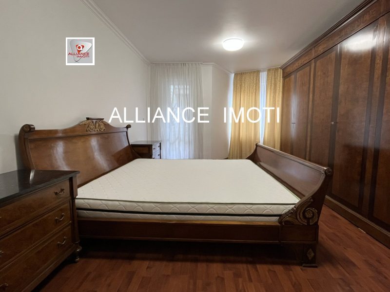 Издаје се  2 спаваће собе Софија , Стрелбиште , 130 м2 | 90864169 - слика [10]