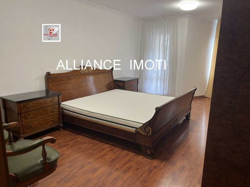 Издаје се  2 спаваће собе Софија , Стрелбиште , 130 м2 | 90864169 - слика [12]