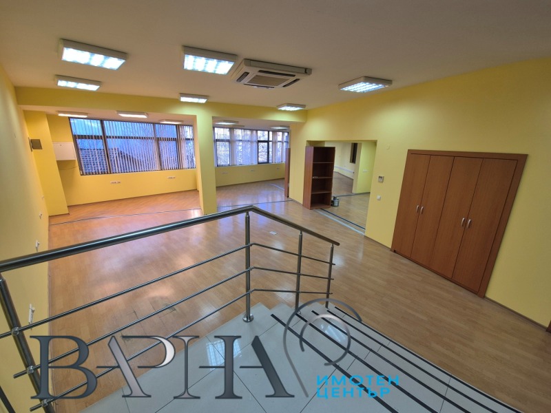 Дава под наем ОФИС, гр. Варна, Център