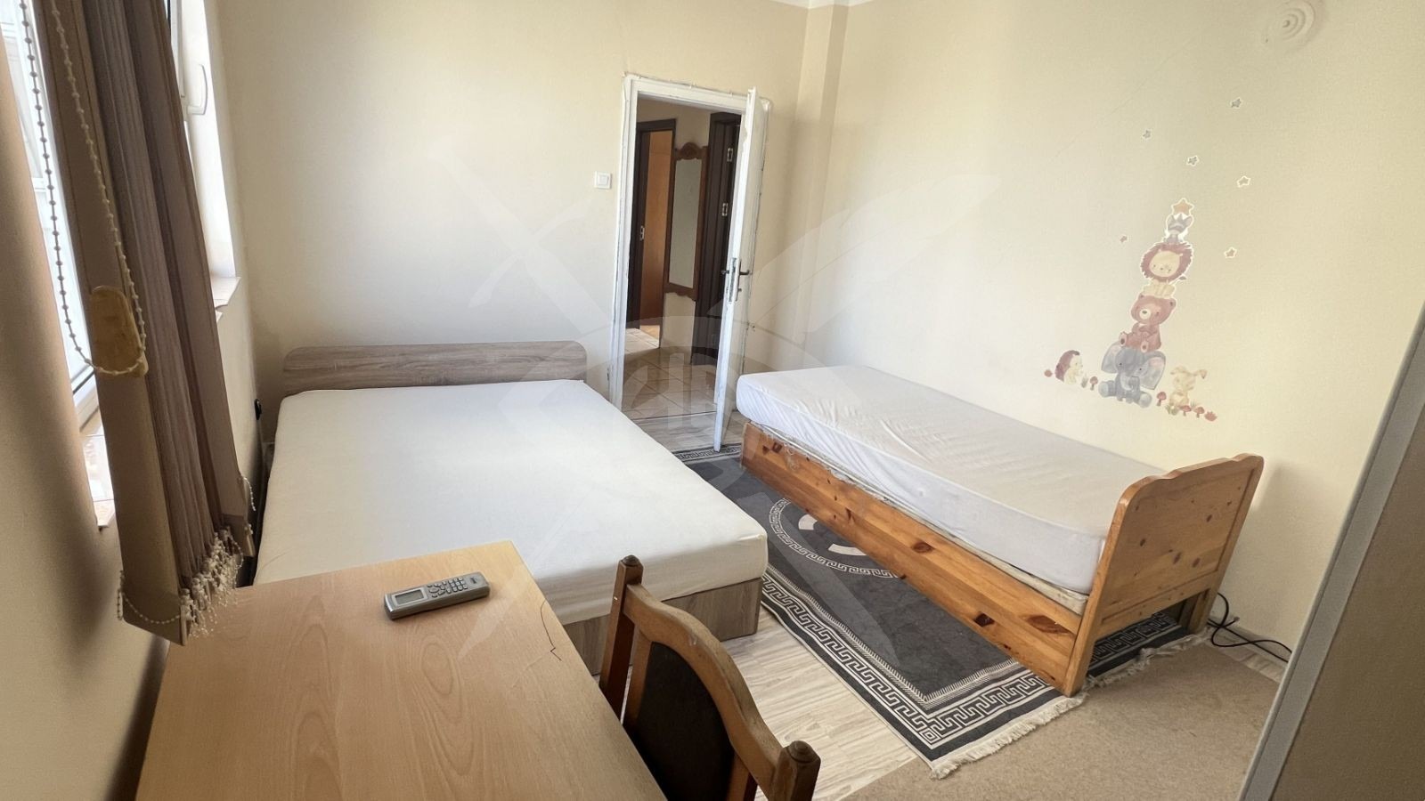 Дава под наем 3-СТАЕН, гр. Бургас, Възраждане, снимка 2 - Апартаменти - 54126308