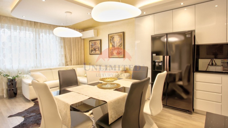 Издаје се  2 спаваће собе Софија , Центар , 119 м2 | 93402592 - слика [2]