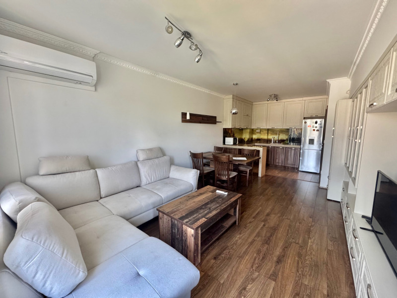 Zu vermieten  2 Schlafzimmer Sofia , Zona B-5 , 95 qm | 12152589 - Bild [2]