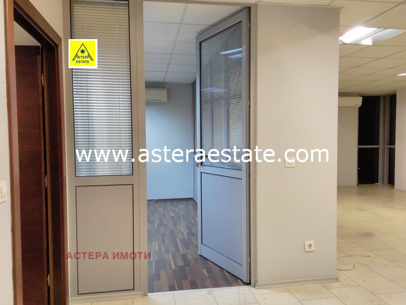 En renta  Oficina Blagoevgrad , Gramada , 155 metros cuadrados | 51329703 - imagen [8]