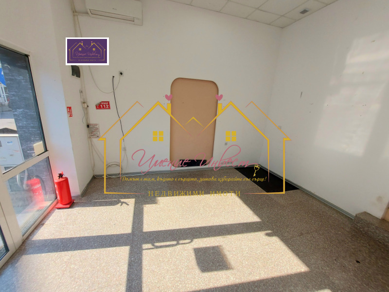 Дава под наем МАГАЗИН, гр. Русе, Център, снимка 2 - Магазини - 52538351