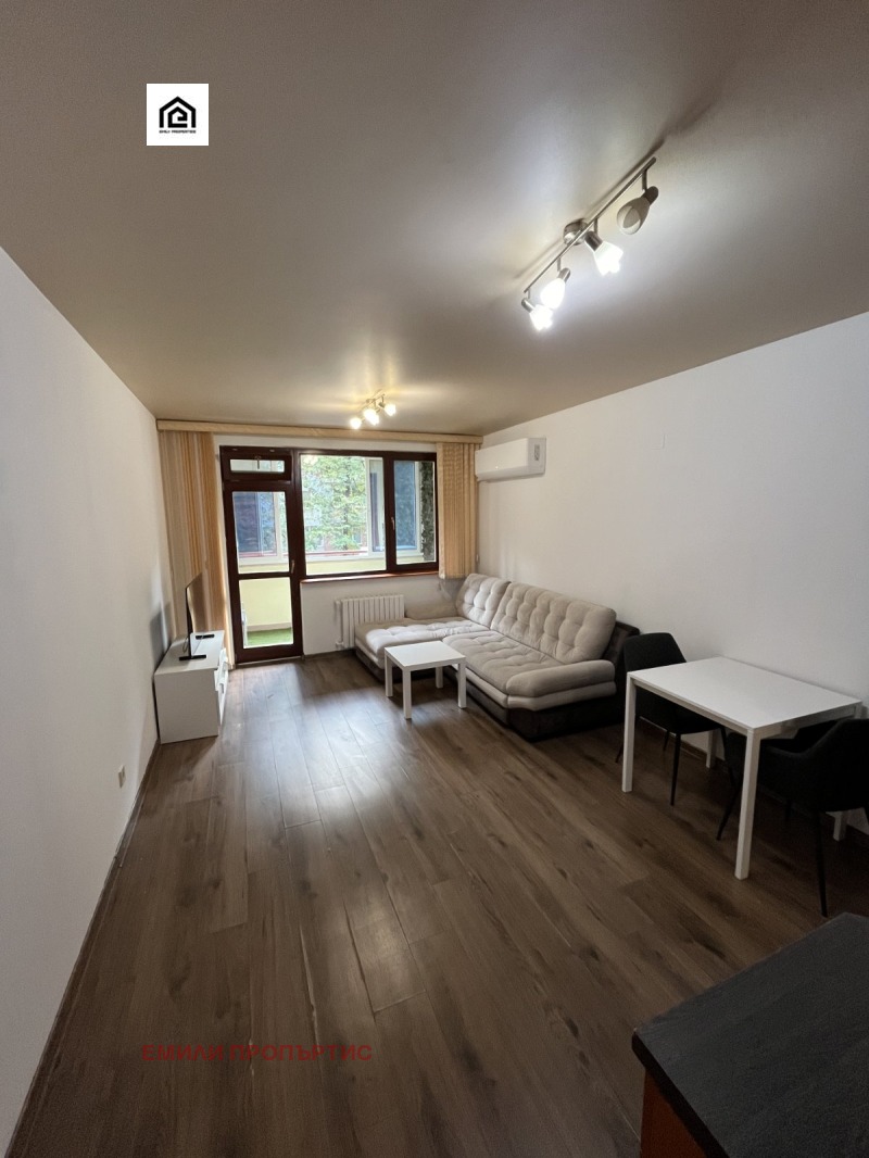 Kiadó  1 hálószoba Sofia , Borovo , 70 négyzetméter | 88728319