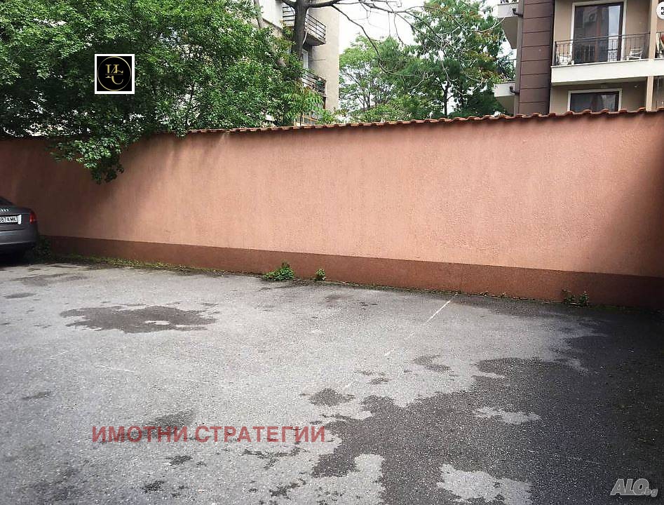 Дава под наем ГАРАЖ, ПАРКОМЯСТО, с. Куманово, област Варна, снимка 2 - Гаражи и паркоместа - 53854917