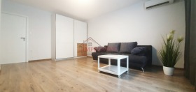 2 bedroom Sportna zala, Varna 1