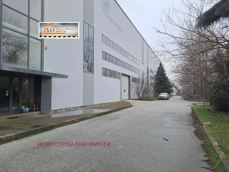 Дава под наем СКЛАД, гр. Пловдив, Индустриална зона - Север, снимка 8 - Складове - 46452415