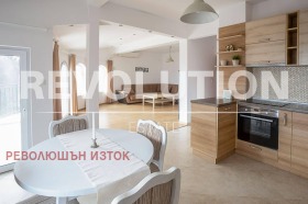 House m-t Alen mak, Varna 2