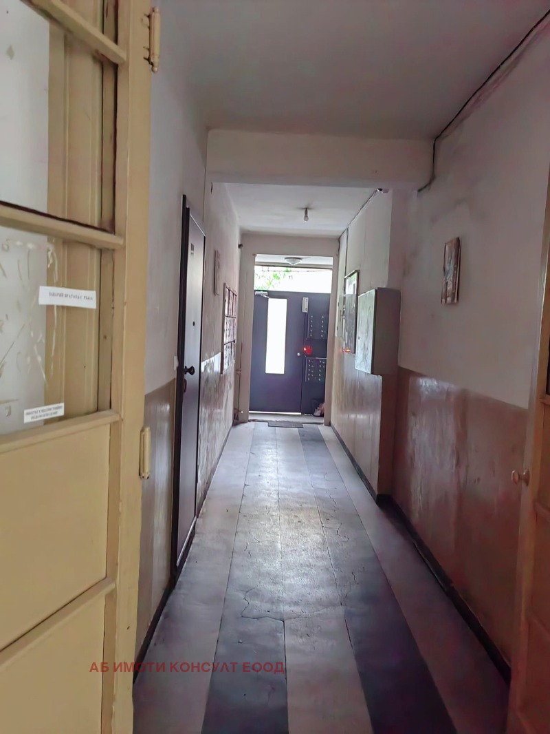 Дава под наем 2-СТАЕН, гр. София, Център, снимка 7 - Апартаменти - 52996632