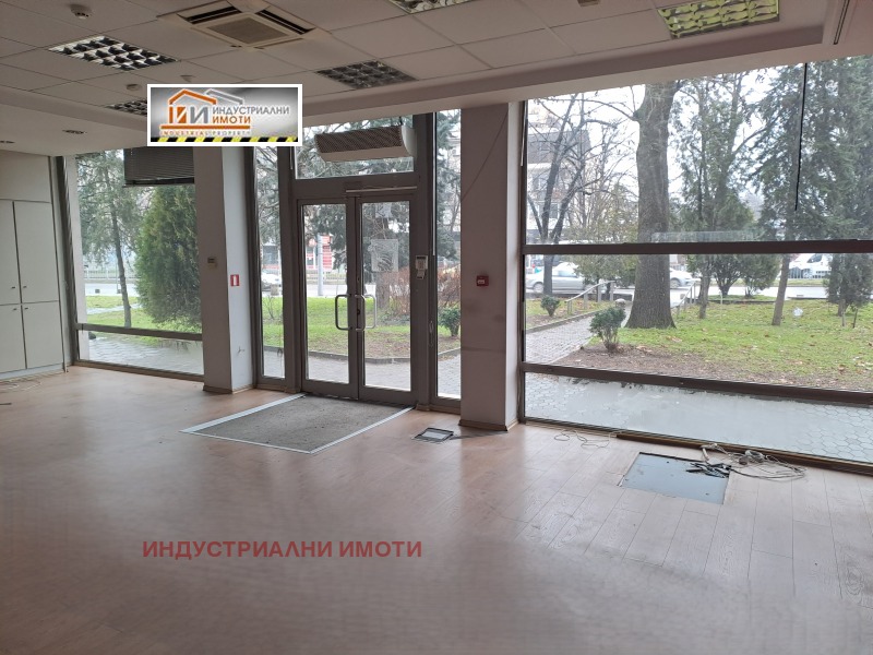 Дава под наем ОФИС, гр. Пловдив, Кършияка, снимка 2 - Офиси - 53258491