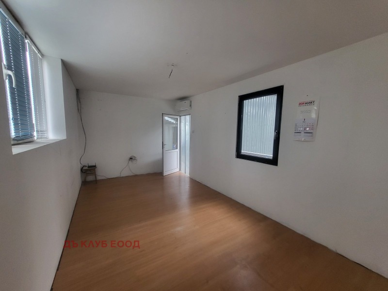 Дава под наем  Склад град София , Република , 250 кв.м | 82897075 - изображение [4]