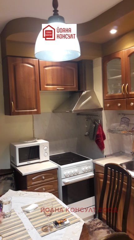 En renta  Estudio Pleven , Shirok tsentar , 45 metros cuadrados | 10270161 - imagen [3]
