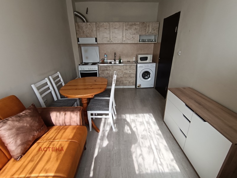 Дава под наем  1-стаен град София , Банишора , 42 кв.м | 32752402