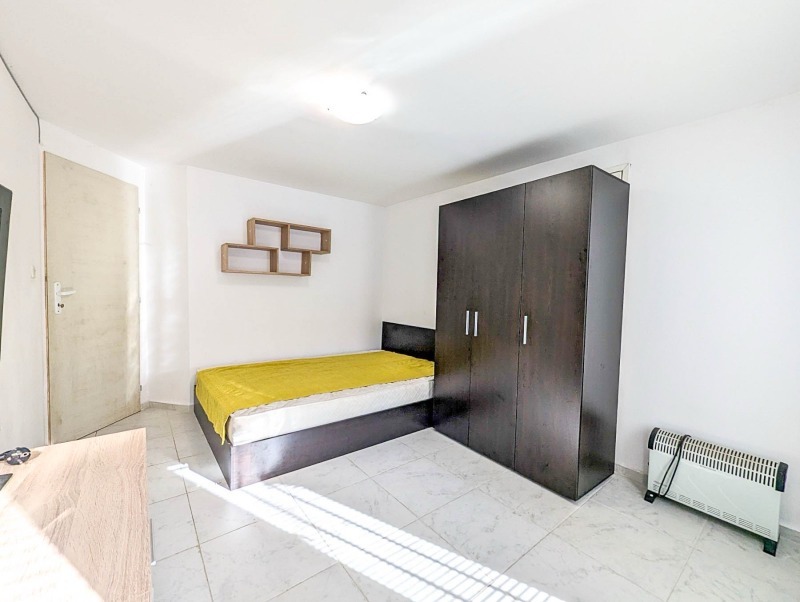 De inchiriat  1 dormitor Burgas , Vâzrajdane , 45 mp | 74901353 - imagine [4]