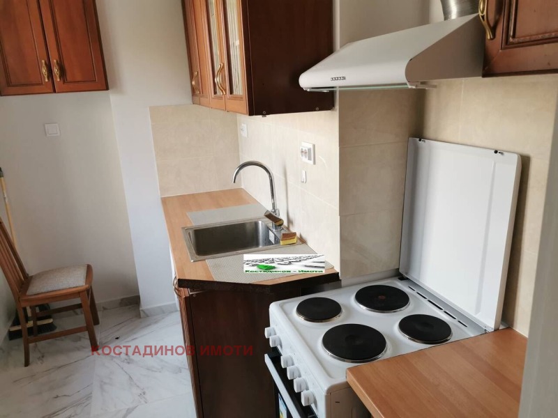 Vuokrattavana  1 makuuhuone Plovdiv , Tsentralna gara , 65 neliömetriä | 44453933 - kuva [11]