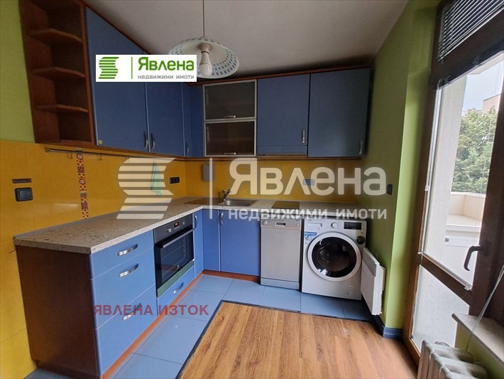 Издаје се  2 спаваће собе Софија , Лозенец , 100 м2 | 43591774 - слика [8]