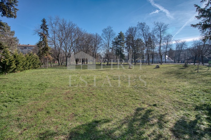 Дава под наем 2-СТАЕН, гр. София, Докторски паметник