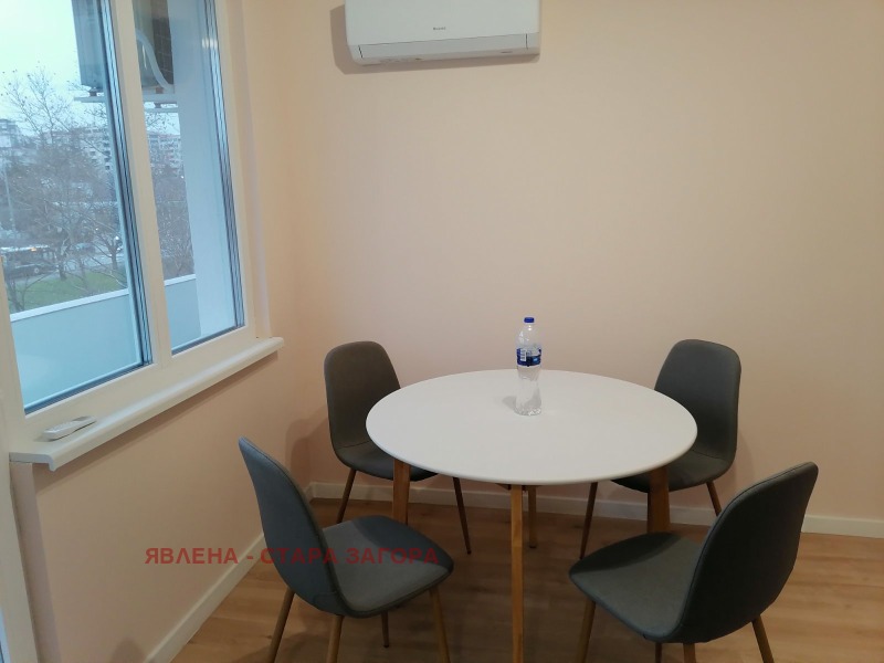 Дава под наем 4-СТАЕН, гр. Стара Загора, Три чучура - център, снимка 2 - Апартаменти - 53184436