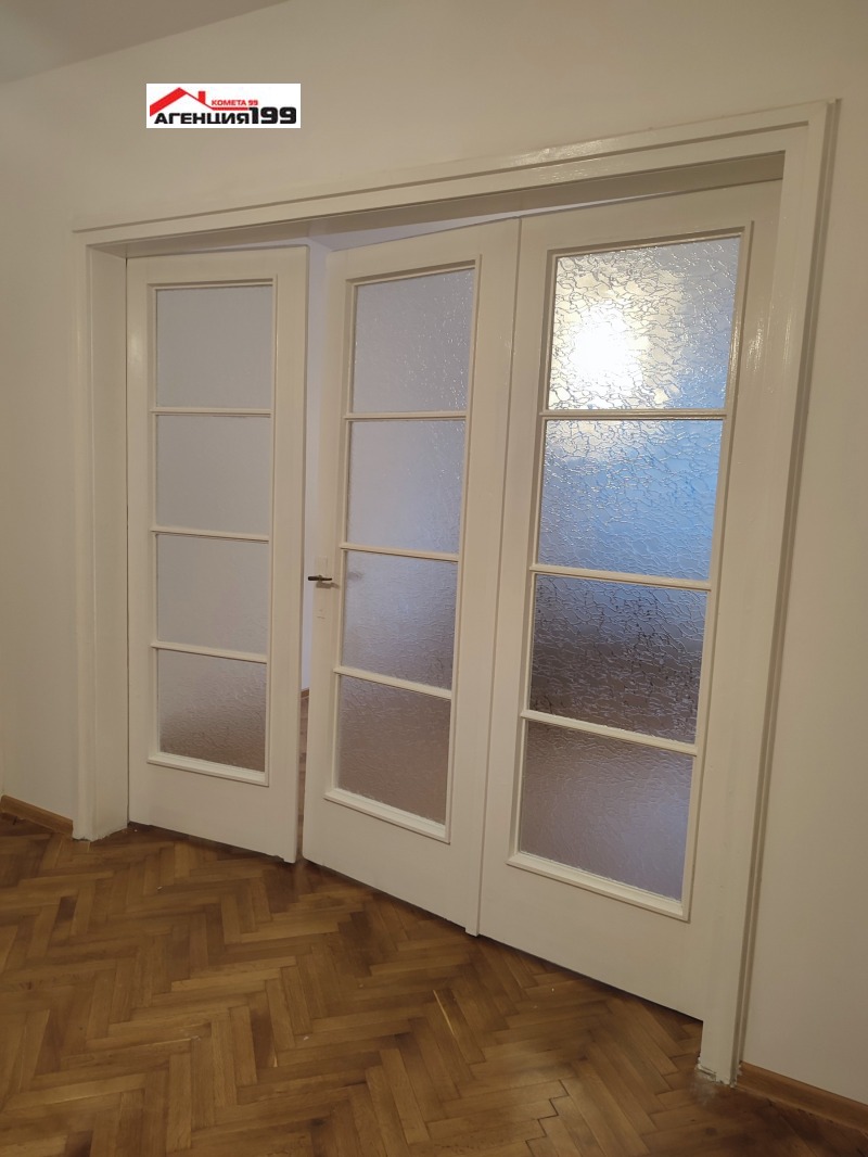 A louer  Bureau Sofia , Tsentar , 110 m² | 62443996