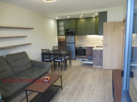 1 quarto Strelbichtche, Sofia