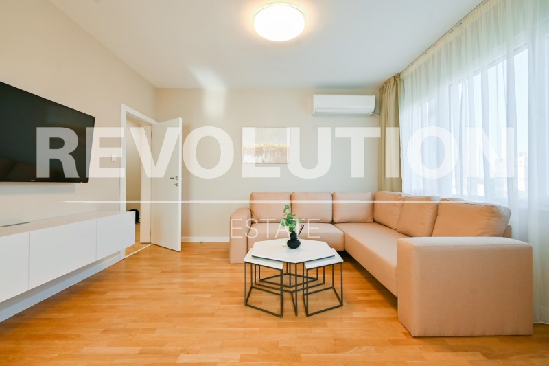 Издаје се  2 спаваће собе Софија , Стрелбиште , 80 м2 | 57987302 - слика [2]