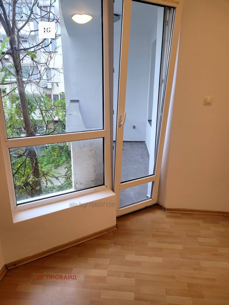 Дава под наем 3-СТАЕН, гр. Бургас, Възраждане, снимка 3 - Апартаменти - 52628698