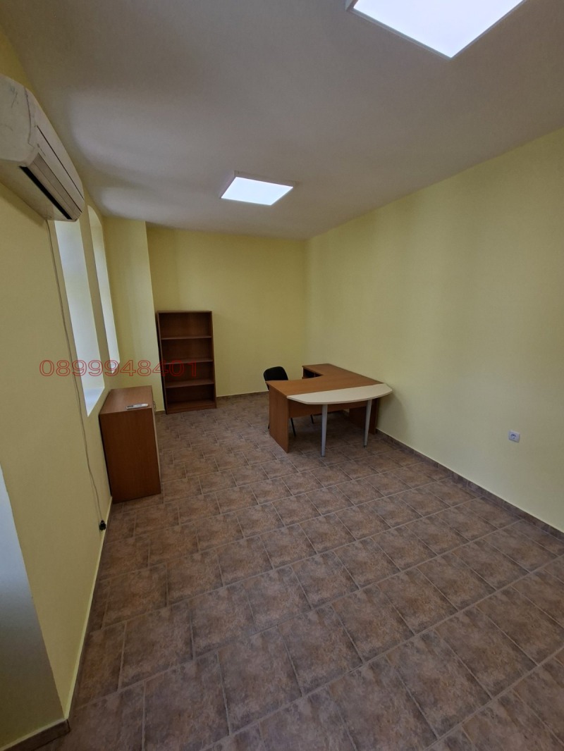Дава под наем ОФИС, гр. Провадия, област Варна, снимка 7 - Офиси - 52785371