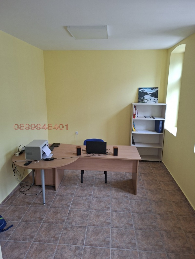 Дава под наем ОФИС, гр. Провадия, област Варна, снимка 3 - Офиси - 52785371