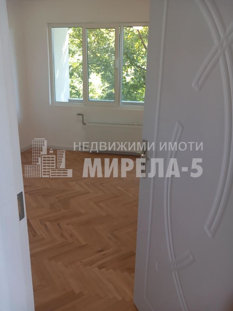 Zu vermieten  1 Schlafzimmer Ruse , Wazraschdane , 65 qm | 65406442 - Bild [4]