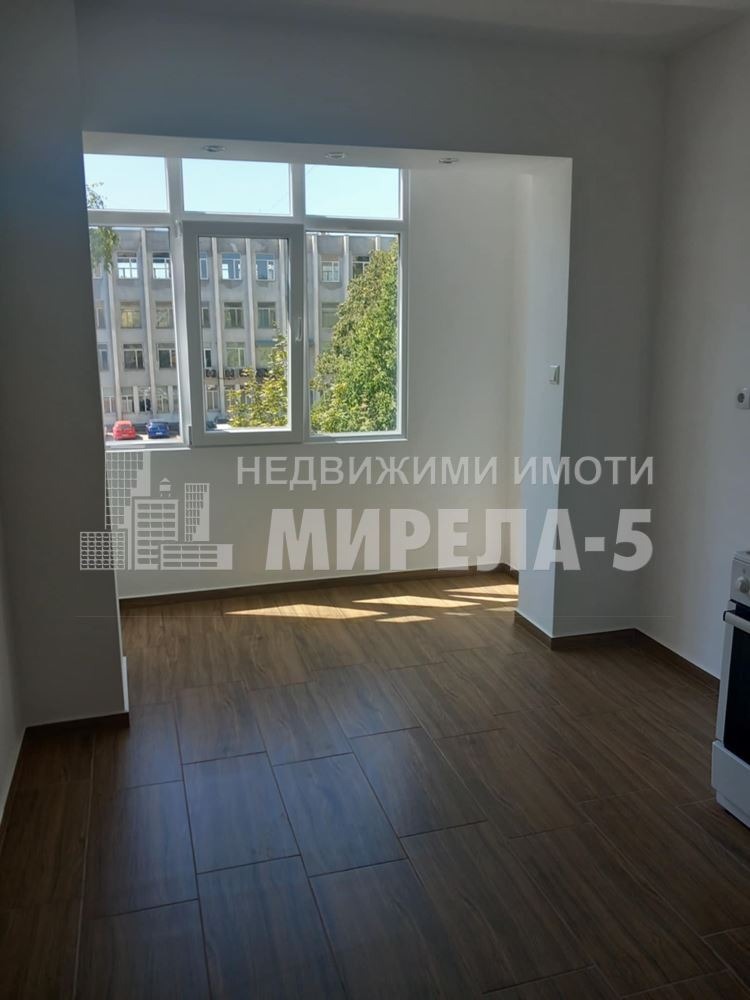 Zu vermieten  1 Schlafzimmer Ruse , Wazraschdane , 65 qm | 65406442 - Bild [13]