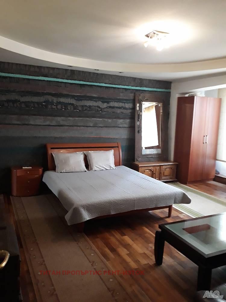 Дава под наем 1-СТАЕН, гр. Бургас, Център, снимка 4 - Апартаменти - 53071149