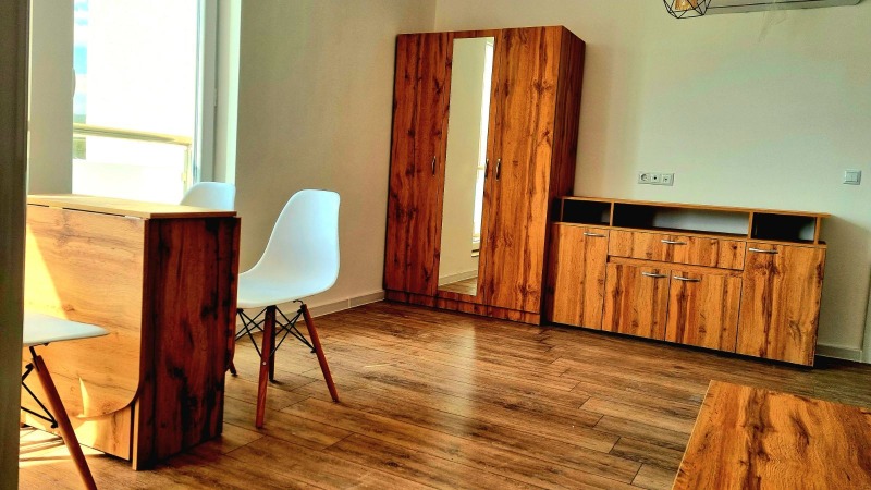 Te huur  1 slaapkamer Ruse , Tsentar , 70 m² | 10317387 - afbeelding [3]