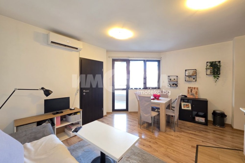 Дава под наем 2-СТАЕН, гр. София, Лозенец, снимка 2 - Апартаменти - 53086589