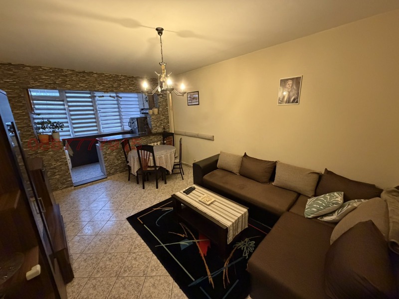 Дава под наем 2-СТАЕН, гр. София, Толстой