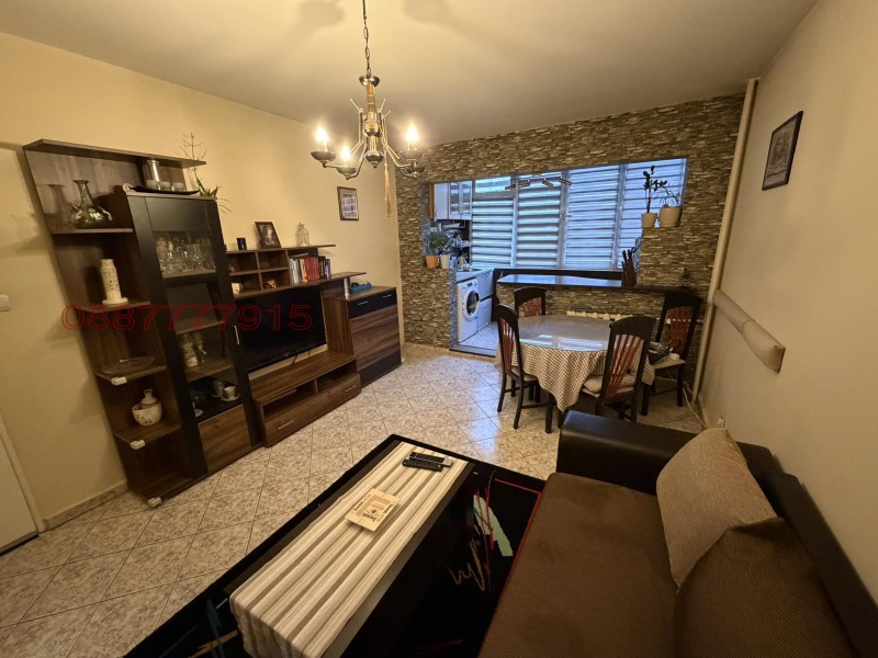 Дава под наем 2-СТАЕН, гр. София, Толстой, снимка 3 - Апартаменти - 53504381