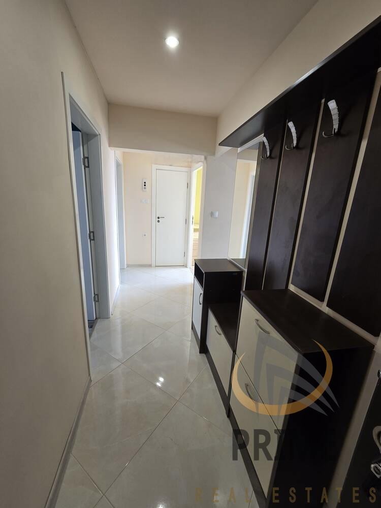 Zu vermieten  3+ Schlafzimmer Burgas , Bratja Miladinowi , 100 qm | 19277521 - Bild [4]