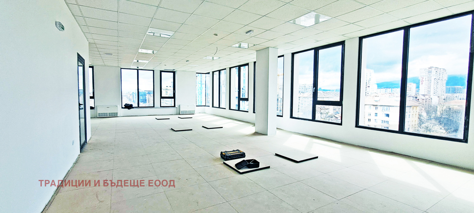 Дава под наем ОФИС, гр. София, Център