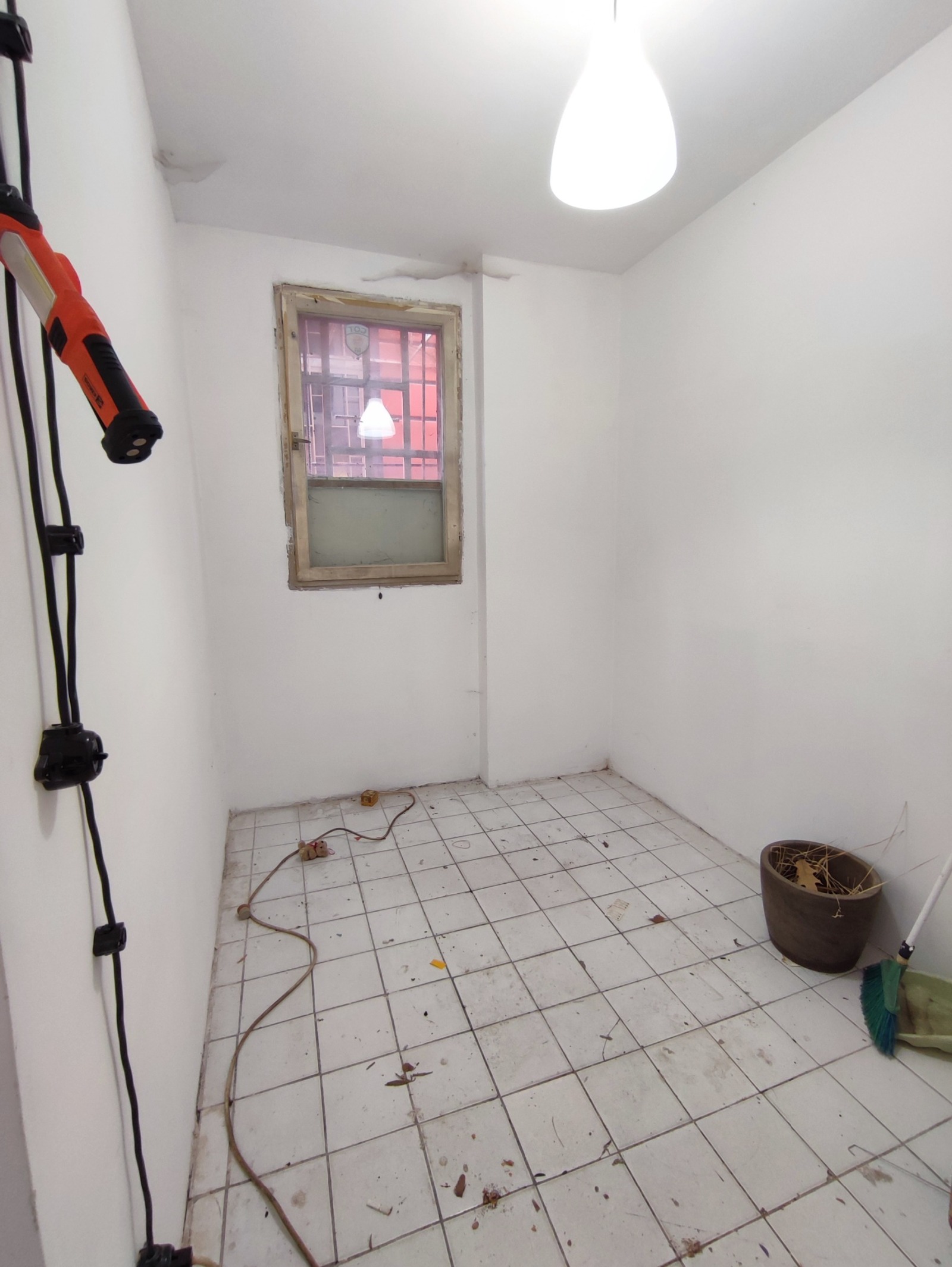 Дава под наем МАГАЗИН, гр. София, Център, снимка 6 - Магазини - 54206583