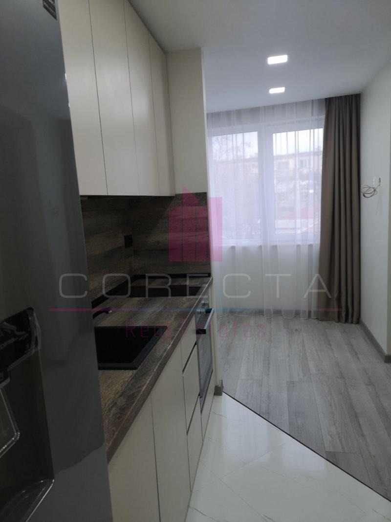 Издаје се  1 спаваћа соба Русе , Центар , 60 м2 | 76026778 - слика [8]