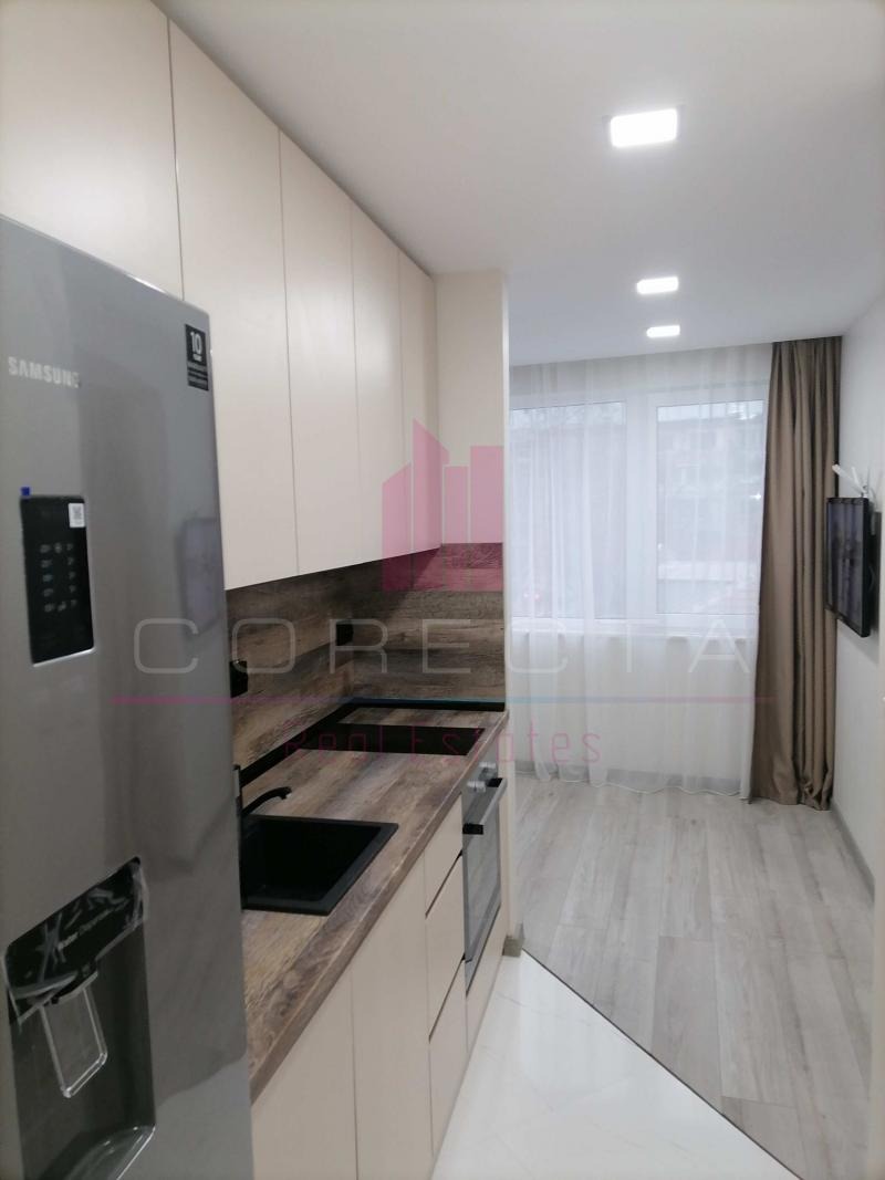 Издаје се  1 спаваћа соба Русе , Центар , 60 м2 | 76026778 - слика [2]